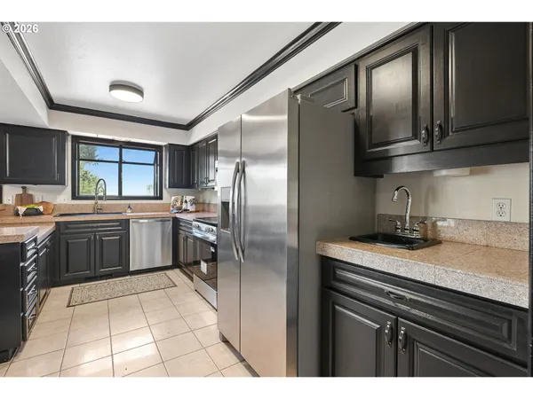 $999,900 | 18617 Northeast 399th Street, Amboy, WA 98601
