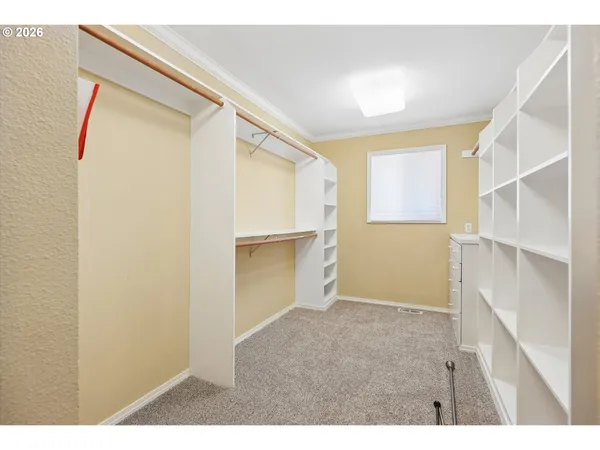$999,900 | 18617 Northeast 399th Street, Amboy, WA 98601