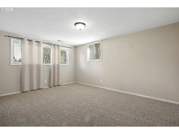 $999,900 | 18617 Northeast 399th Street, Amboy, WA 98601