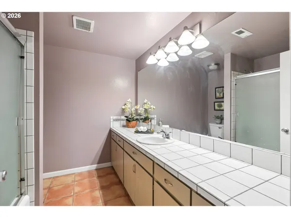 $999,900 | 18617 Northeast 399th Street, Amboy, WA 98601