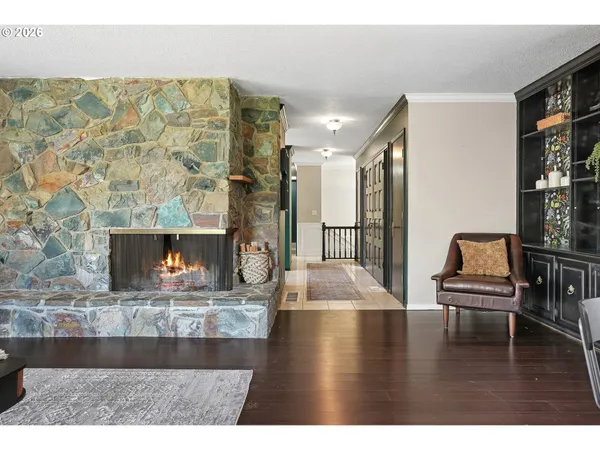 $999,900 | 18617 Northeast 399th Street, Amboy, WA 98601