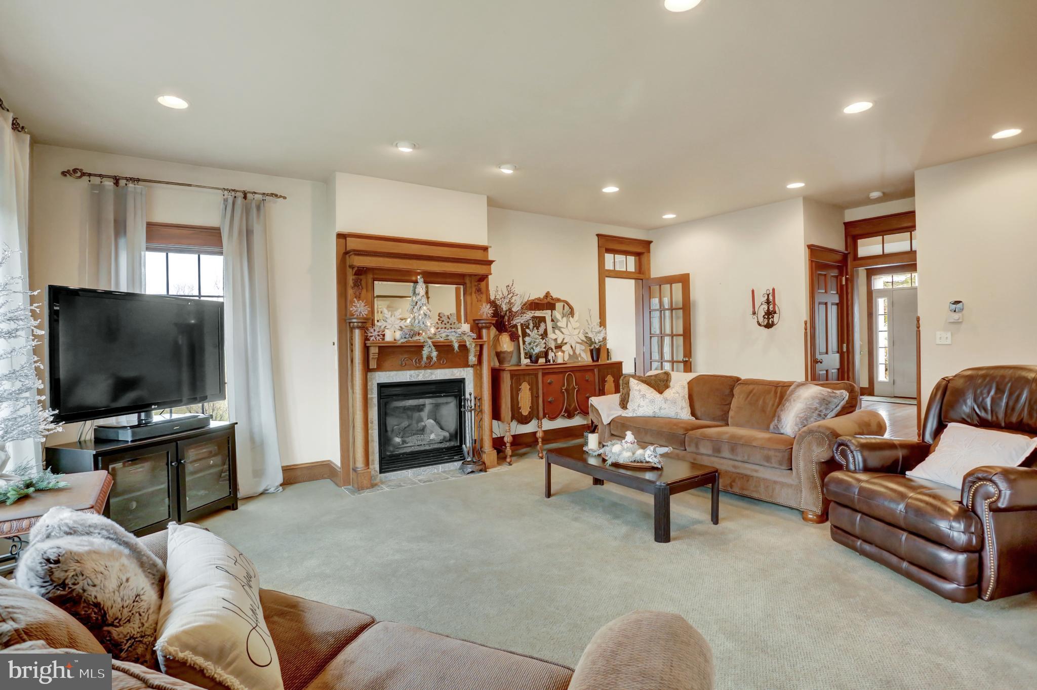 553 Reinholds Road Denver, PA 17517 - Photo 41 of 59 Living Room