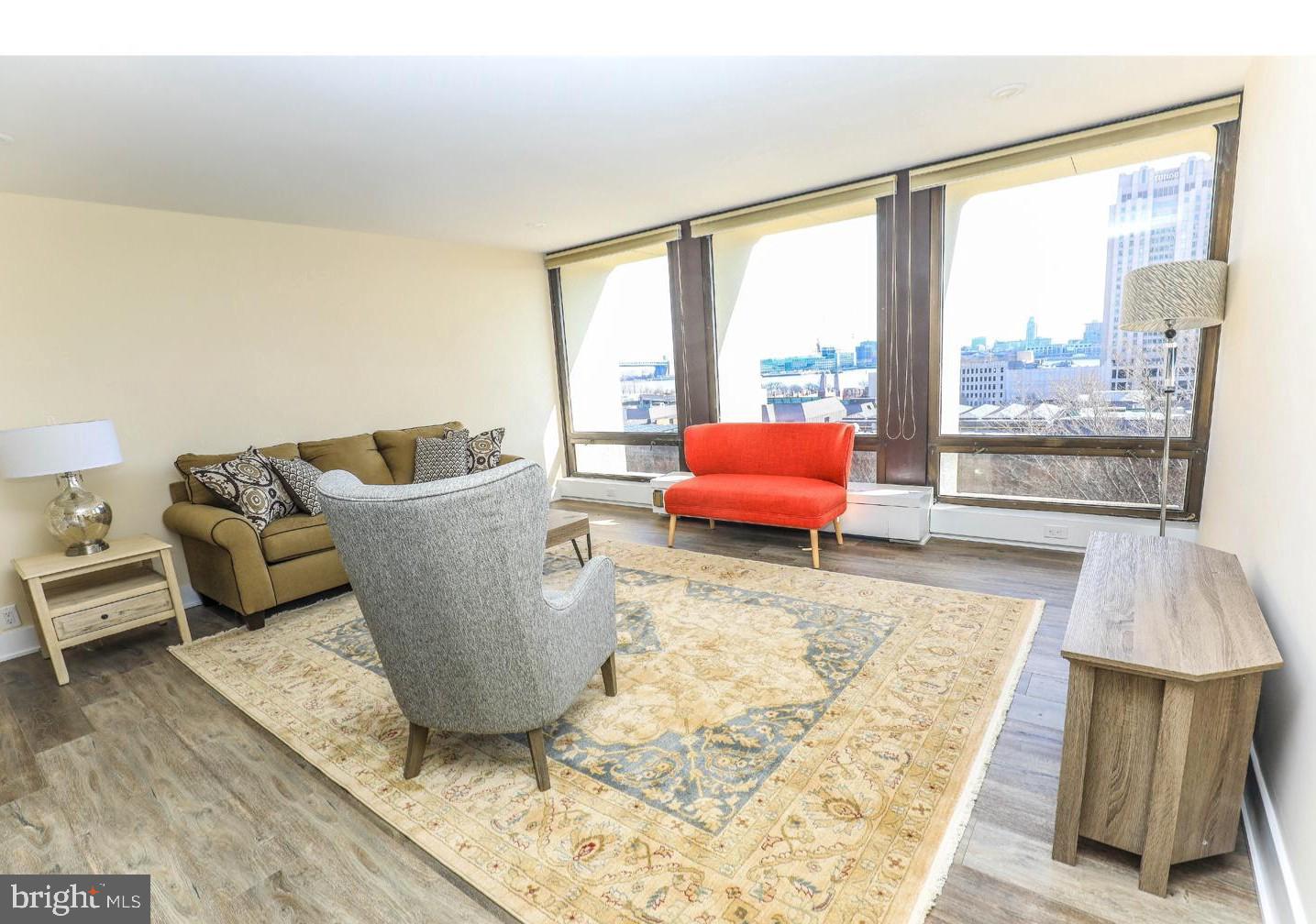 200 Locust Street, Unit 6EN Philadelphia, PA 19106 - Photo 8 of 15