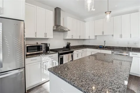 $4,200 | 160 56th Street, Pittsburgh, PA 15201