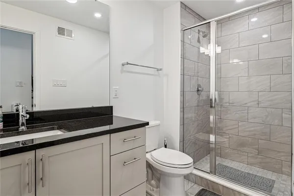 $4,200 | 160 56th Street, Pittsburgh, PA 15201