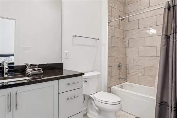 $4,200 | 160 56th Street, Pittsburgh, PA 15201