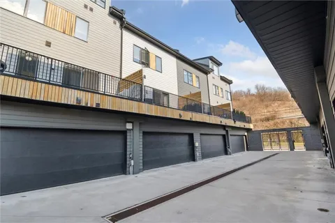 $4,200 | 160 56th Street, Pittsburgh, PA 15201