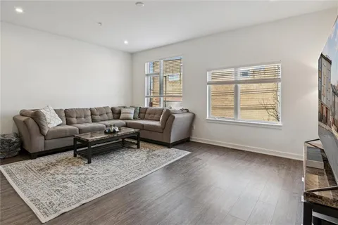 $4,200 | 160 56th Street, Pittsburgh, PA 15201