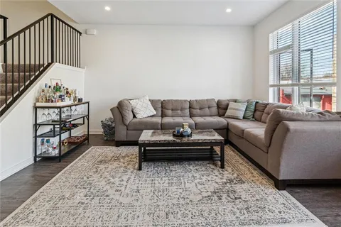 $4,200 | 160 56th Street, Pittsburgh, PA 15201