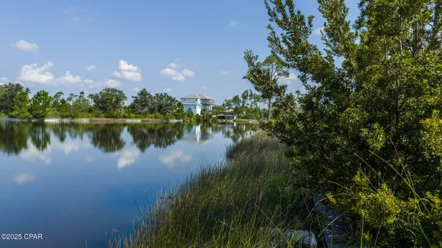 $173,999 | 6713 Yacht Club Drive, Panama City, FL 32404