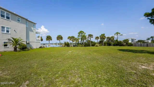 $173,999 | 6713 Yacht Club Drive, Panama City, FL 32404