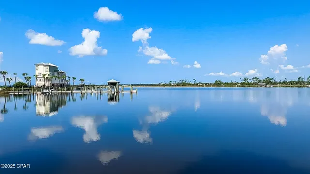 $173,999 | 6713 Yacht Club Drive, Panama City, FL 32404
