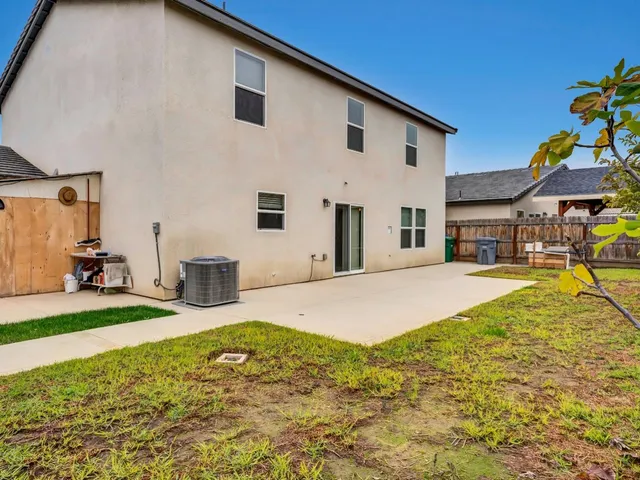 $585,000 | 1672 Thistle Lane, Los Banos, CA 93635