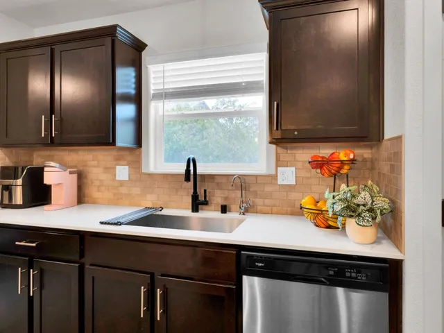 $585,000 | 1672 Thistle Lane, Los Banos, CA 93635