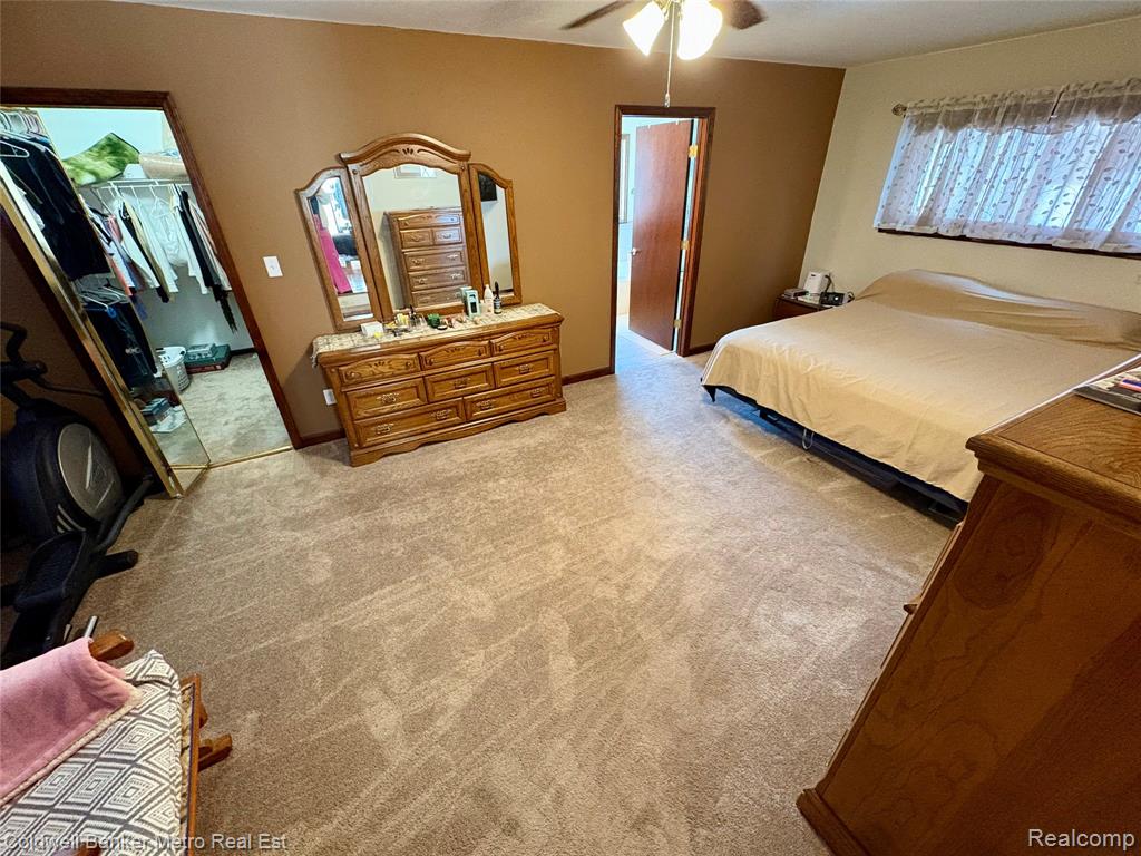 4092 Woodstock Road Waterford, MI 48328 - Photo 43 of 63