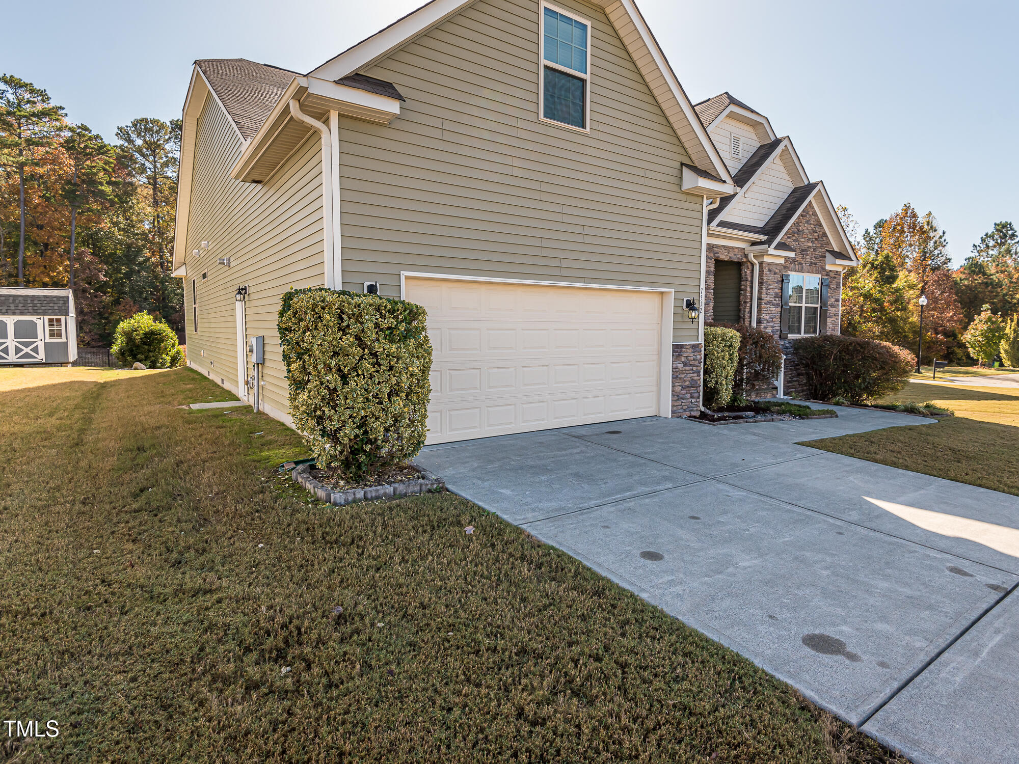 7512 Channery Way Raleigh, NC 27616 - Photo 42 of 45 InTrust_Realty_Lee_7512_Channery-2971