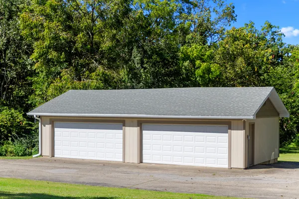 $3,445,000 | 8508 Highway 120, Bull Valley, IL 60098