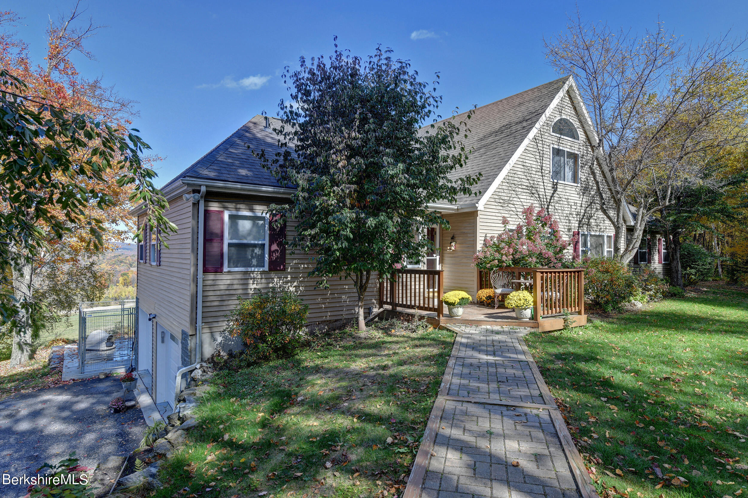160 Bailey Road Lanesborough, MA 01237 - Photo 2 of 52 105 Exterior Front