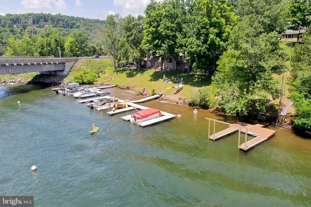 $899,000 | 82 Landmark Drive, Unit 4, McHenry, MD 21541