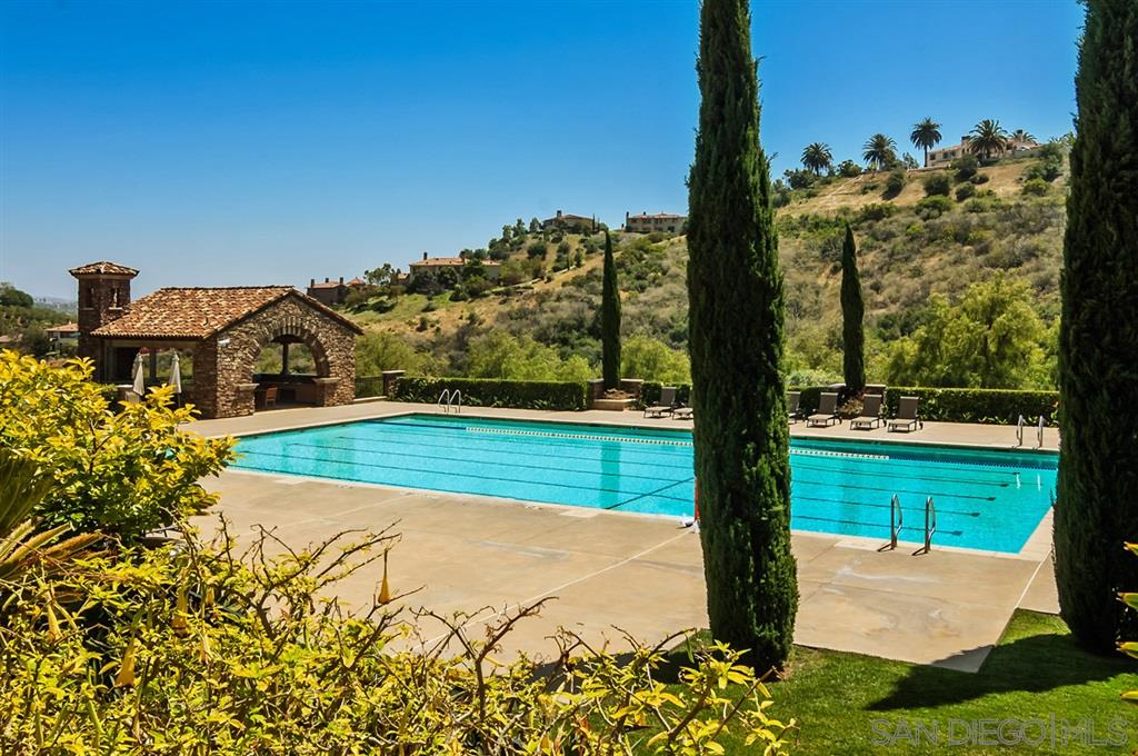 202 Via Ambiente Rancho Santa Fe, CA 92067 - Photo 13 of 14
