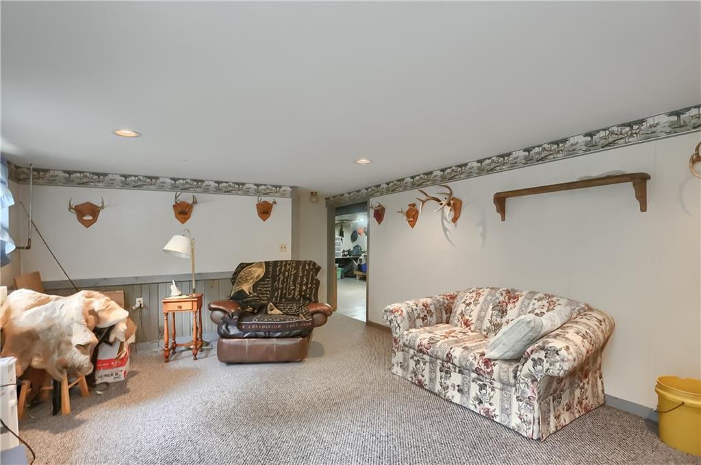 193 Bologne Valley Road Beaver Falls, PA 15010 - Photo 14 of 27 Gallery Image 14