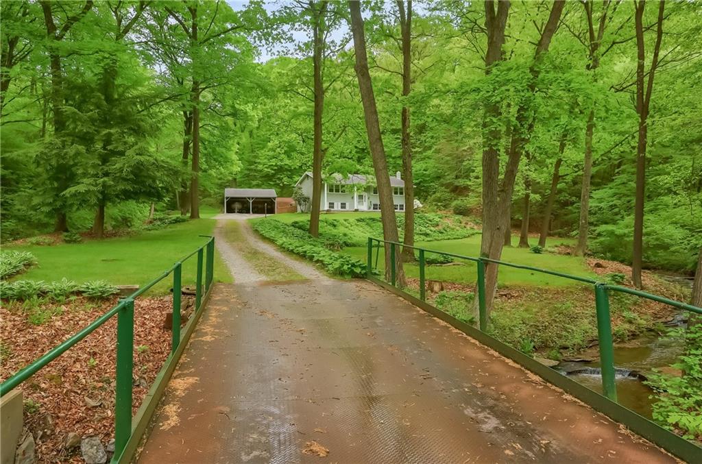 193 Bologne Valley Road Beaver Falls, PA 15010 - Photo 4 of 27 Gallery Image 4