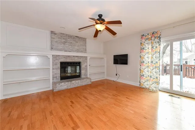 $419,000 | 15529 West 83rd Terrace, Lenexa, KS 66219