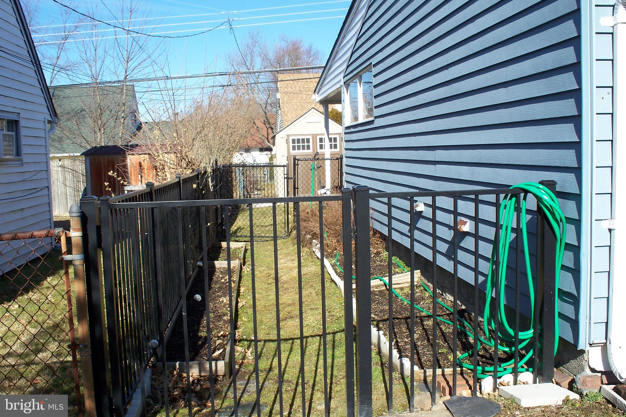34 Micahill Road Levittown, PA 19056 - Photo 3 of 24 Side of House