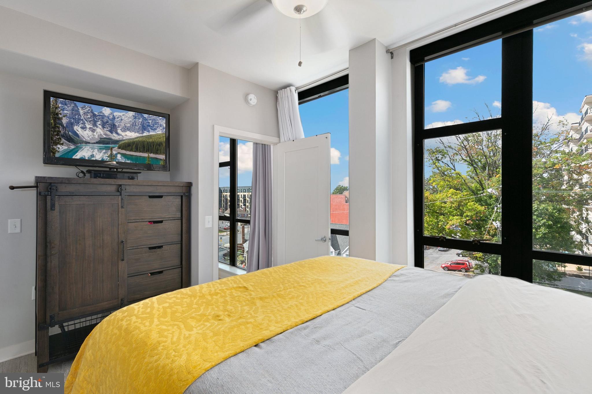 1320 Fenwick Lane, Unit 402 Silver Spring, MD 20910 - Photo 17 of 42