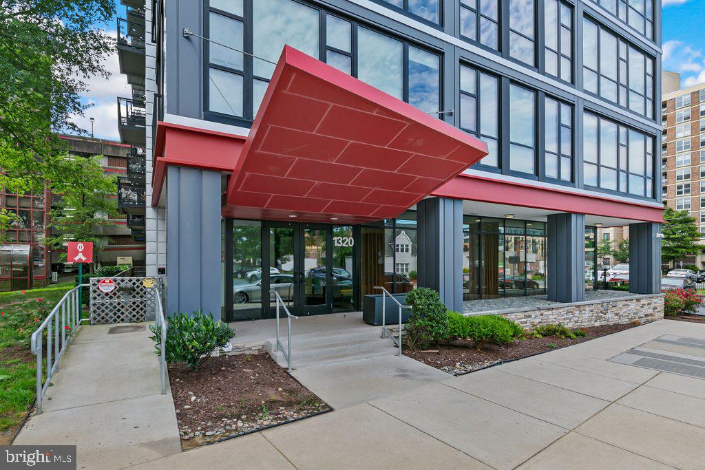 1320 Fenwick Lane, Unit 402 Silver Spring, MD 20910 - Photo 26 of 42