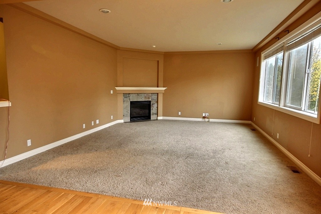 5311 Northeast 3rd Street Renton, WA 98059 - Photo 3 of 14