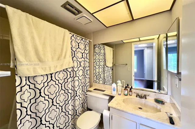 $130,000 | 4820 Lucerne Lakes Boulevard West, Unit 207, Lake Worth, FL 33467