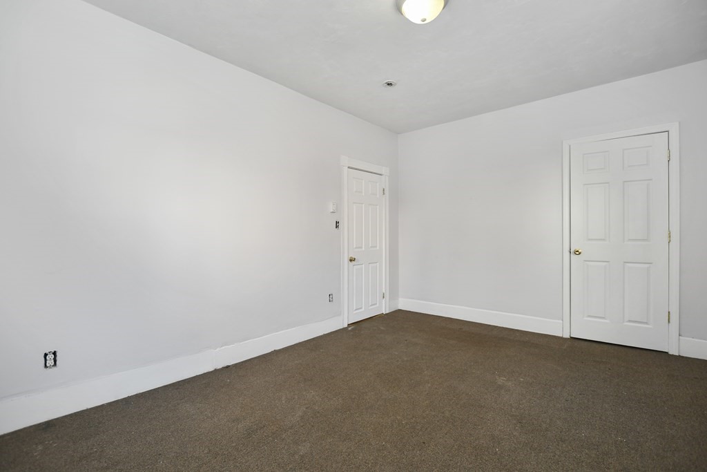 8 Lund Street Worcester, MA 01607 - Photo 11 of 31 Gallery Image 11