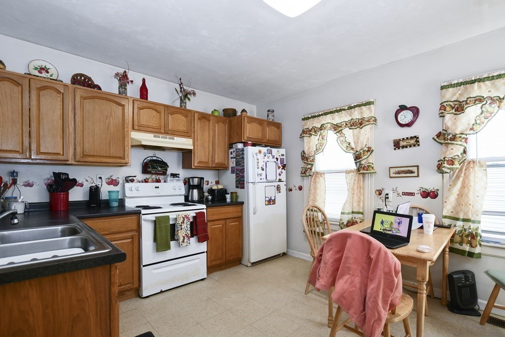 8 Lund Street Worcester, MA 01607 - Photo 22 of 31 Gallery Image 22