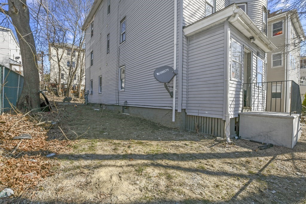 8 Lund Street Worcester, MA 01607 - Photo 29 of 31 Gallery Image 29