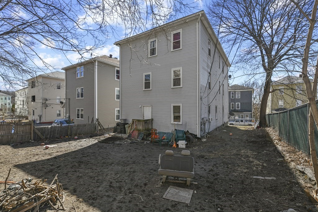 8 Lund Street Worcester, MA 01607 - Photo 30 of 31 Gallery Image 30