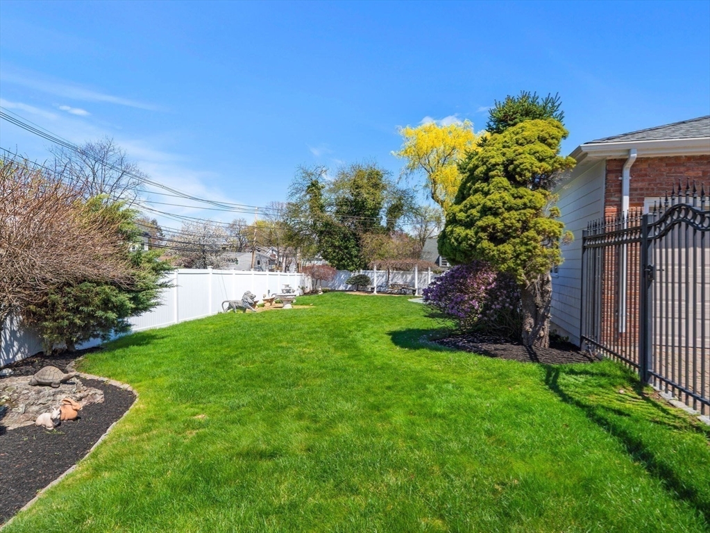 6 Melina Road Newton, MA 02459 - Photo 39 of 42 Gallery Image 39