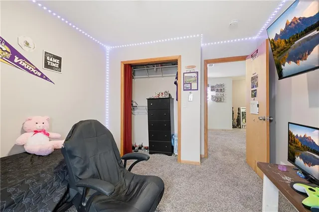 $324,900 | 812 Pleasant Street, Odessa, MO 64076