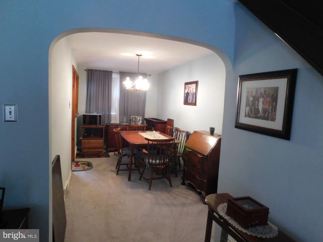 9016 Wesleyan Road Philadelphia, PA 19136 - Photo 2 of 5 Dining Room