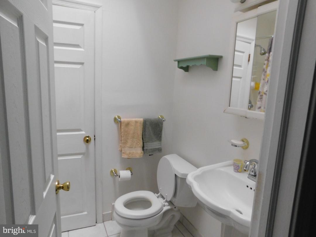 9016 Wesleyan Road Philadelphia, PA 19136 - Photo 5 of 5 Hall Bathroom