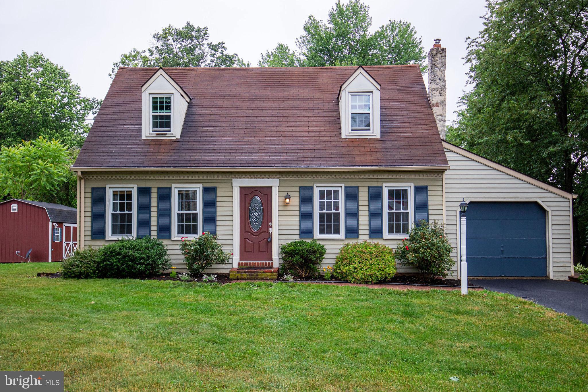 4 Picnic Woods Road, Lititz, PA 17543 Compass