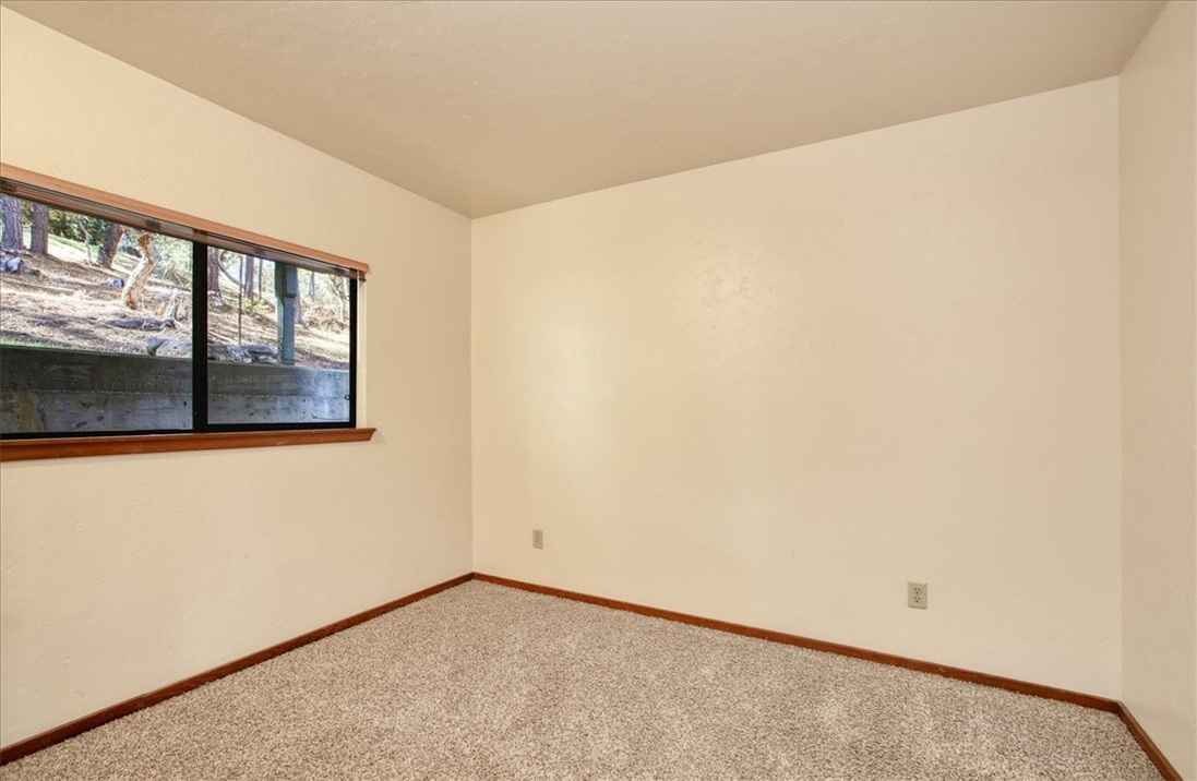 2550 Emerson Road Cambria, CA 93428 - Photo 24 of 49 a view of an empty room