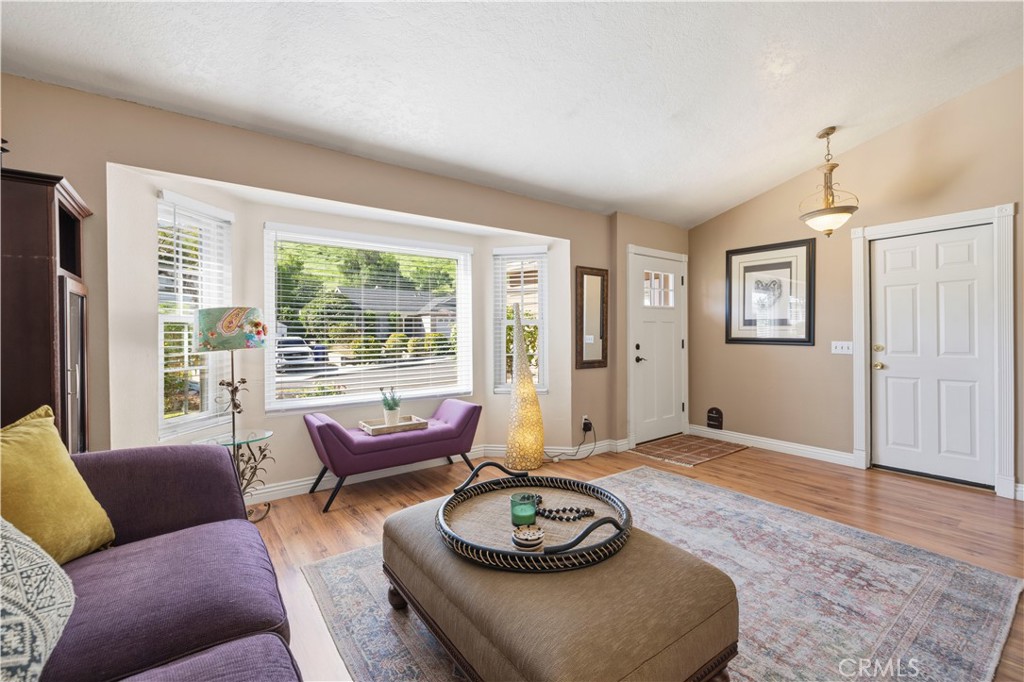 28149 Branch Road Castaic, CA 91384 - Photo 7 of 36