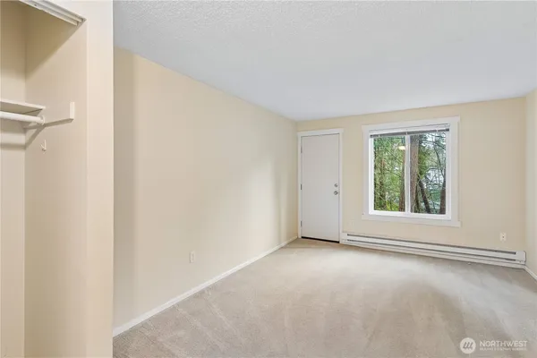 $2,600 | 14526 Northeast 31st Street, Unit 16C, Bellevue, WA 98007