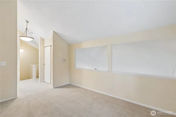 $2,600 | 14526 Northeast 31st Street, Unit 16C, Bellevue, WA 98007