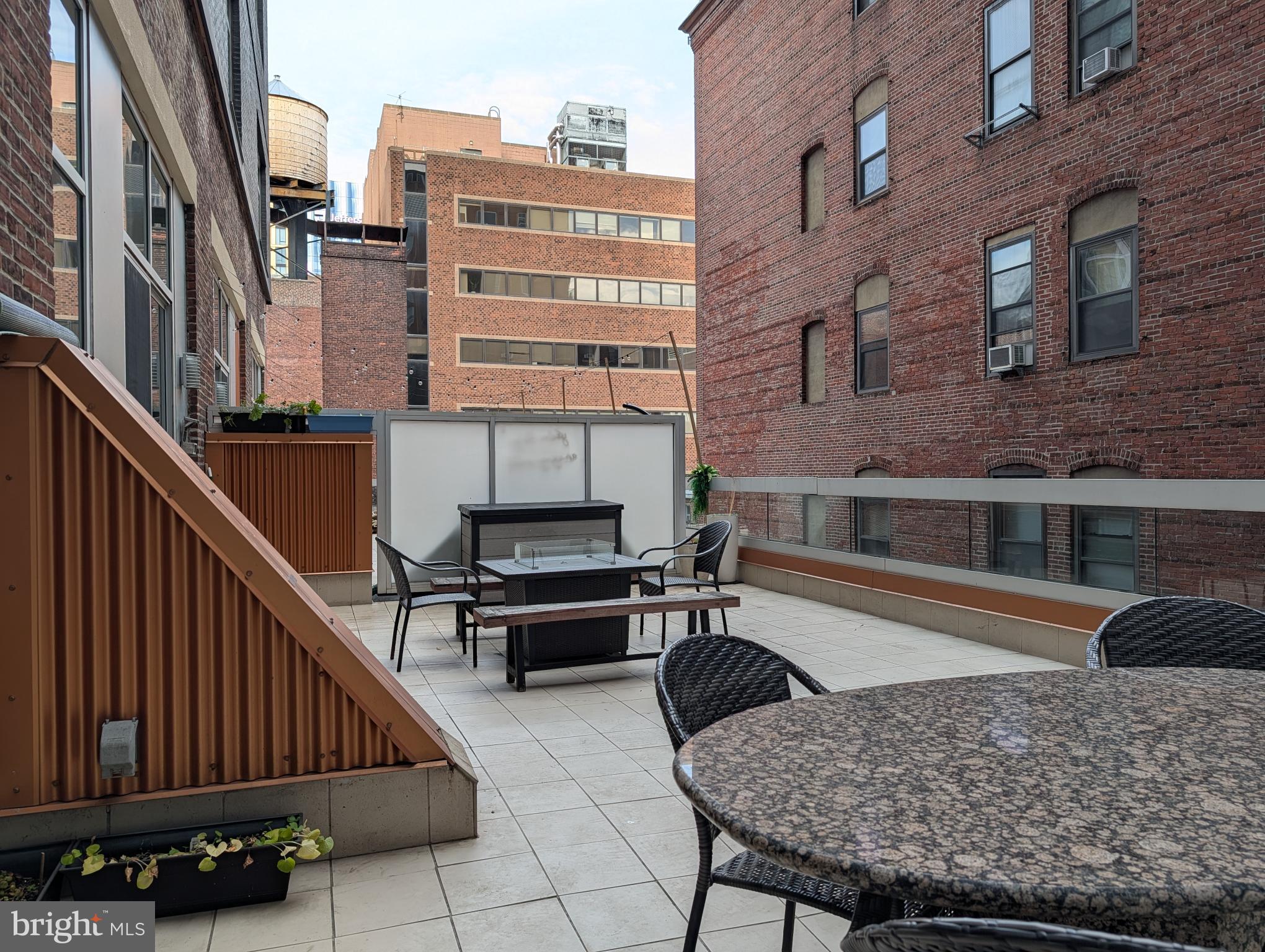 1101 Locust Street, Unit 4L Philadelphia, PA 19107 - Photo 2 of 25