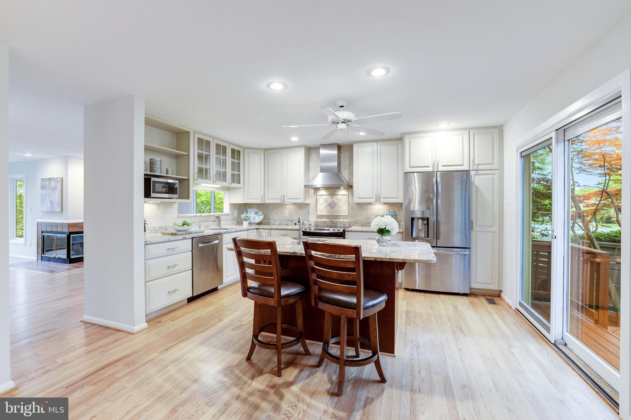1924 Lakeport Way Reston, VA 20191 - Photo 11 of 68 Gallery Image 11