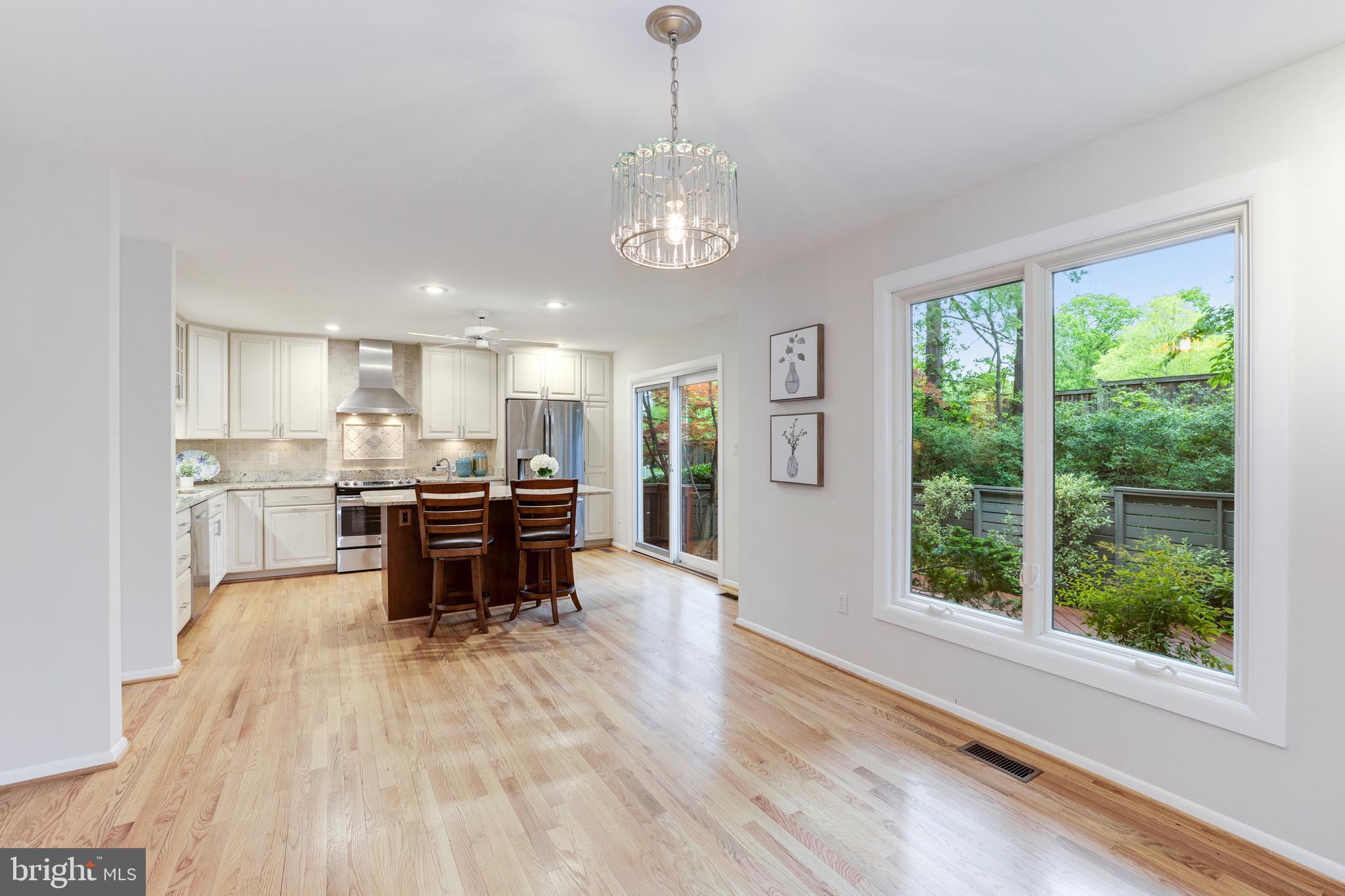 1924 Lakeport Way Reston, VA 20191 - Photo 14 of 68 Gallery Image 14