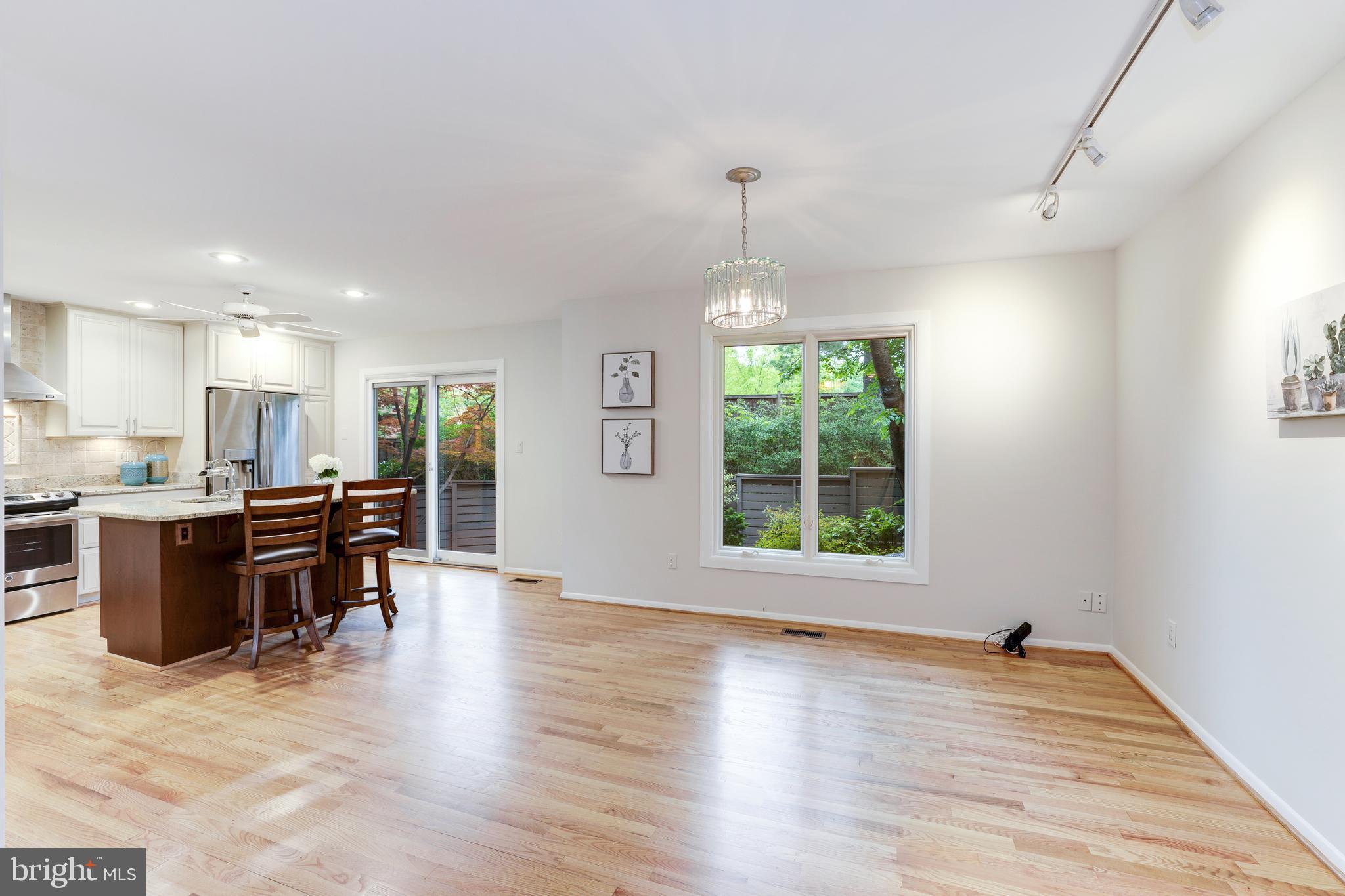 1924 Lakeport Way Reston, VA 20191 - Photo 19 of 68 Gallery Image 19