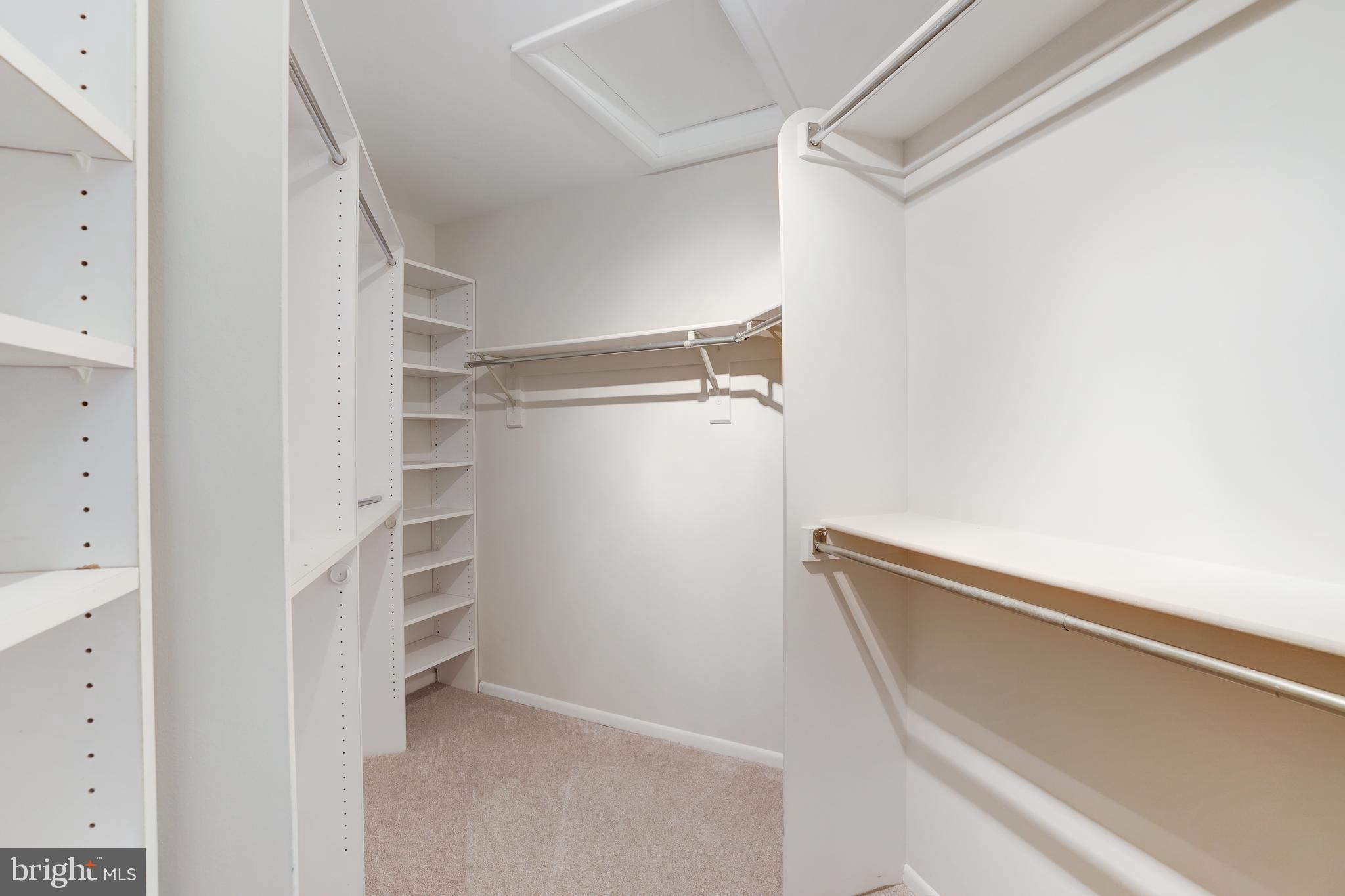 1924 Lakeport Way Reston, VA 20191 - Photo 28 of 68 Gallery Image 28